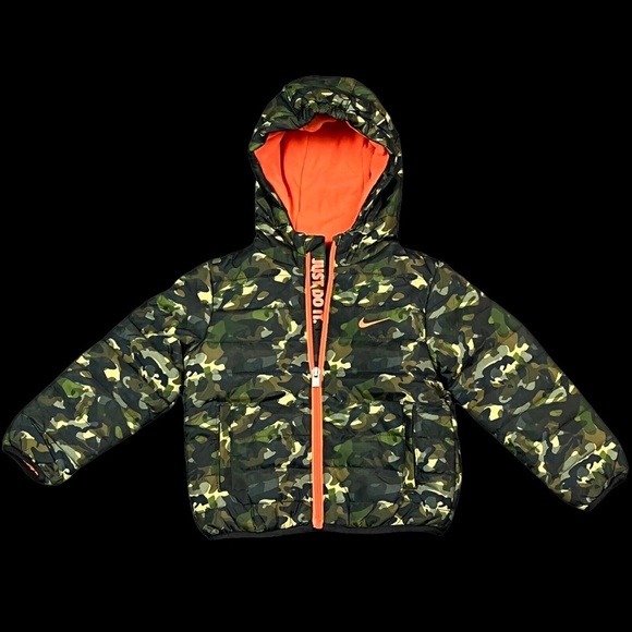 COPY - Nike Baby Boys Hooded Puffer Jacket Size 24 Months Camo Full Zip Water R… - Picture 3 of 13